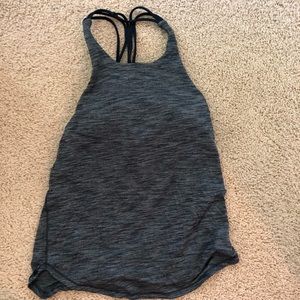 Lululemon 2-in-1 top in sz 4
